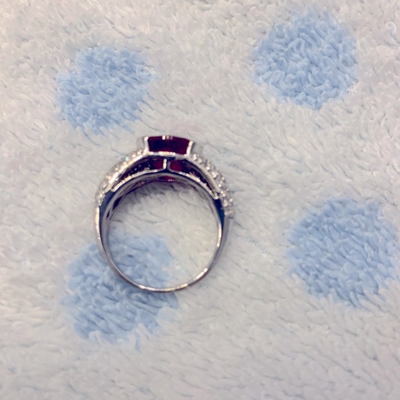 925 silver and simulated ruby cubic zirconia ring - Picture 4 of 6